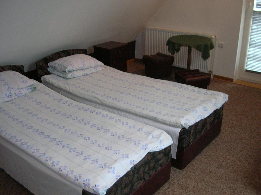 Pensjonacik Albatros Apartamento Mikołajki Habitación foto